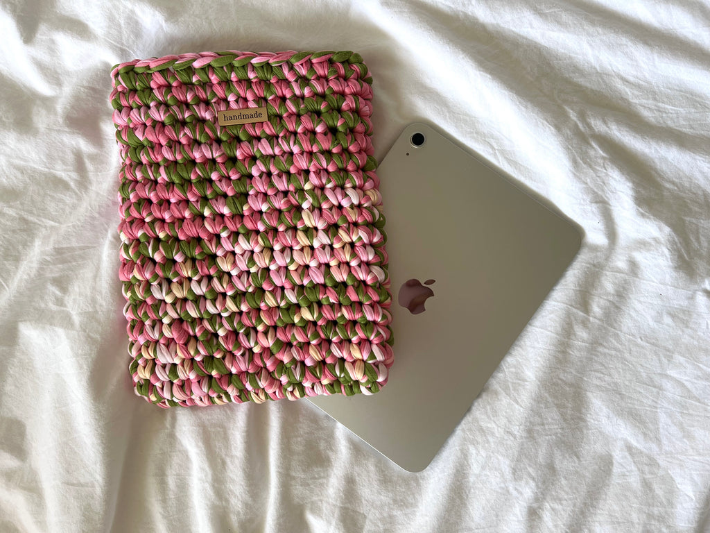 The “Spring” IPad Case