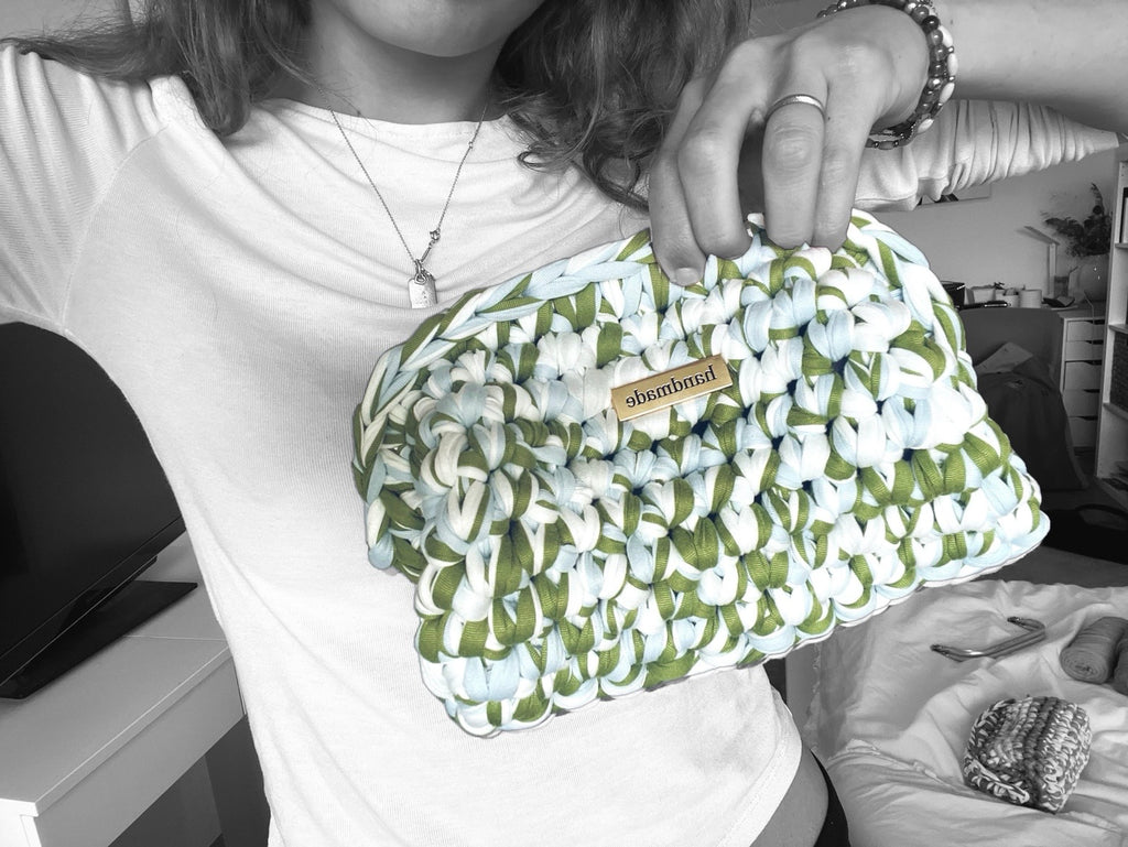 The “Olivia” Clutch Bag