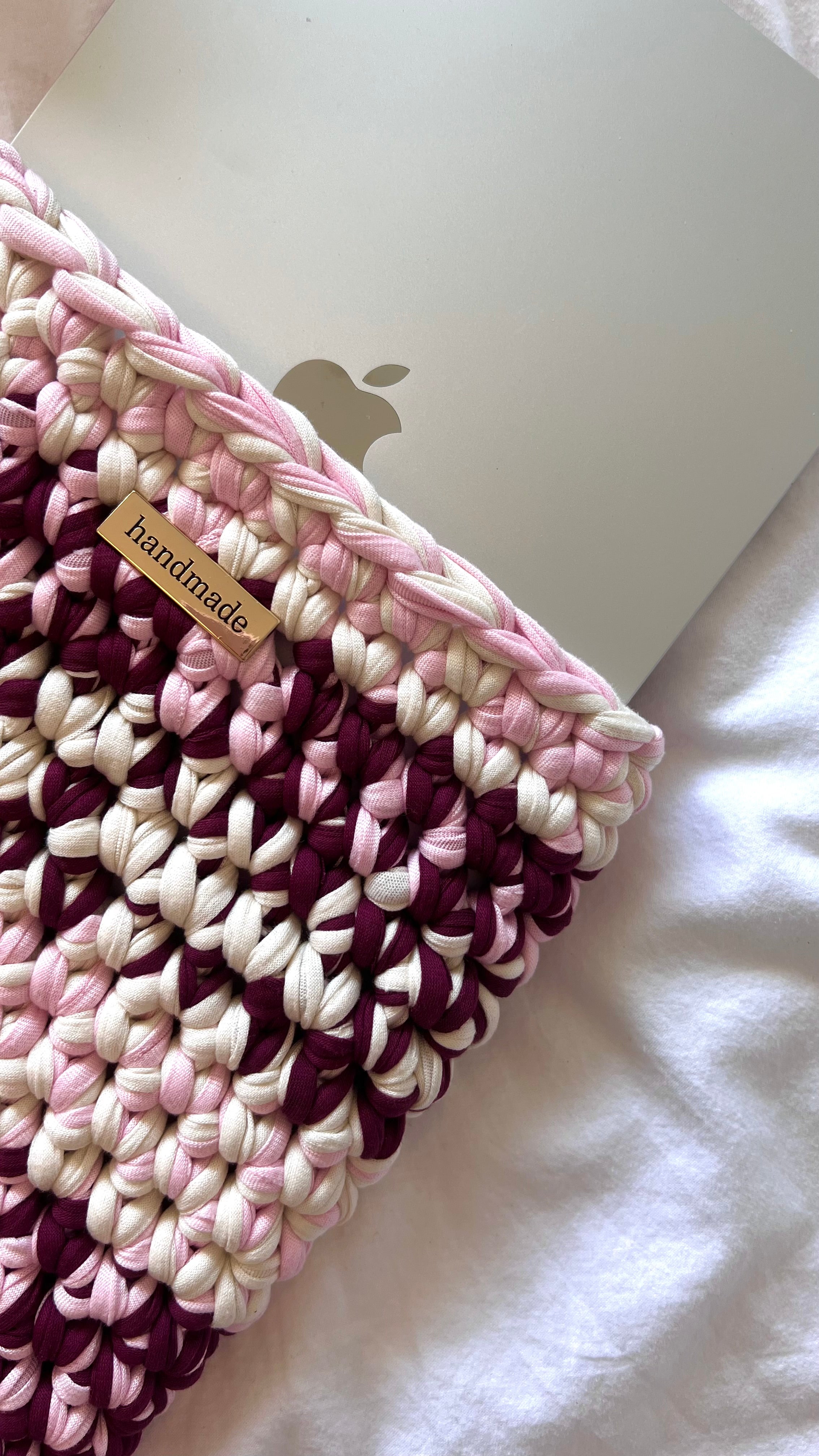 The „berry blush“ iPad-Case