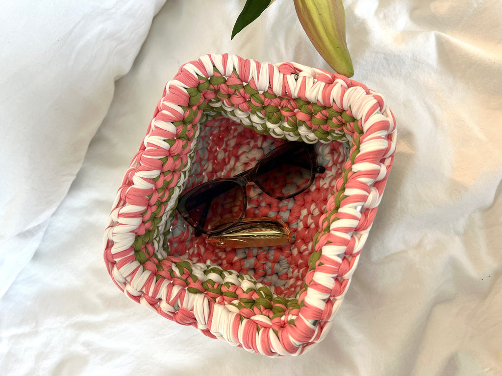 The “Spring” Clutch Bag