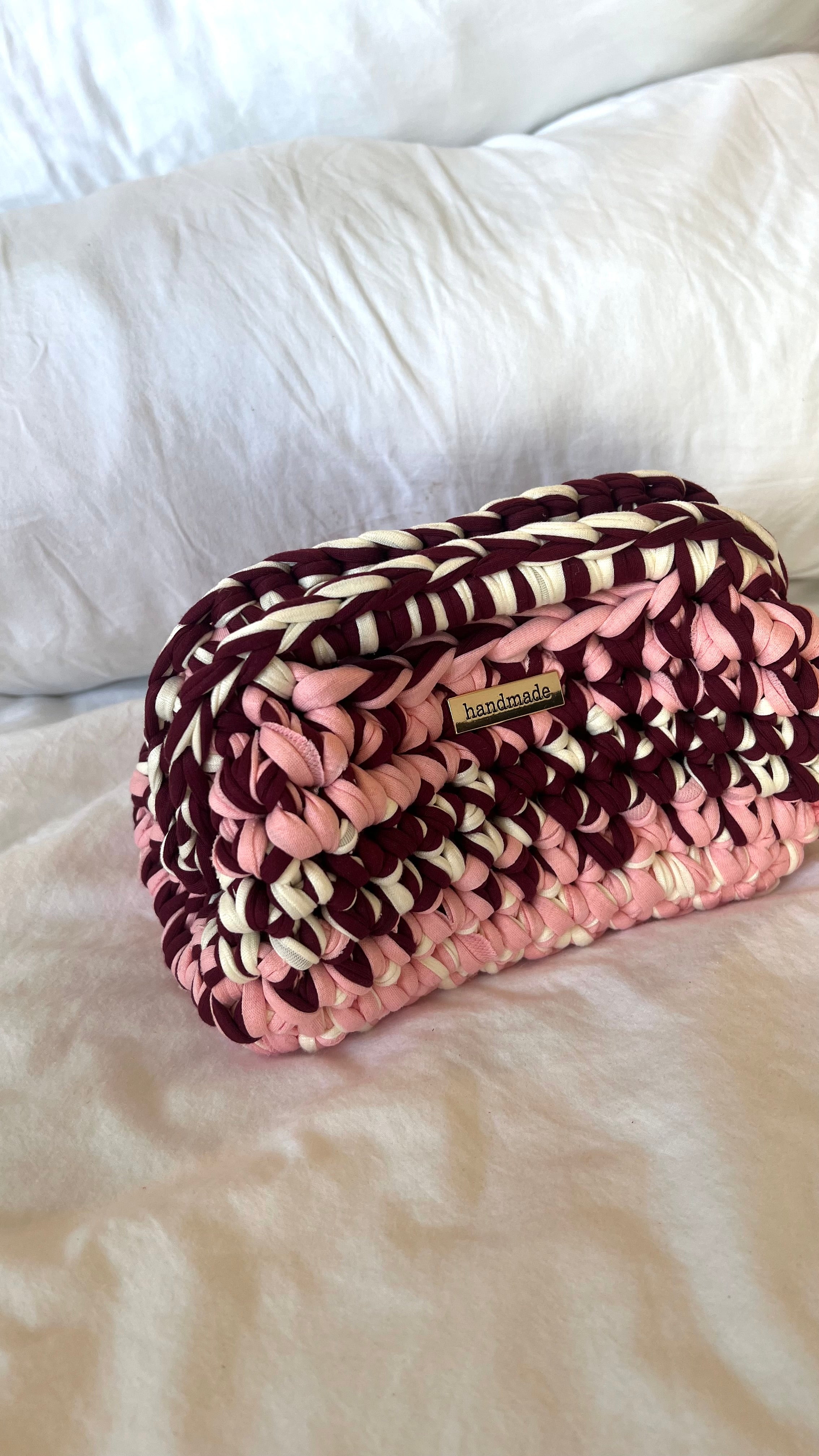 The „berry blush“ Clutch Bag
