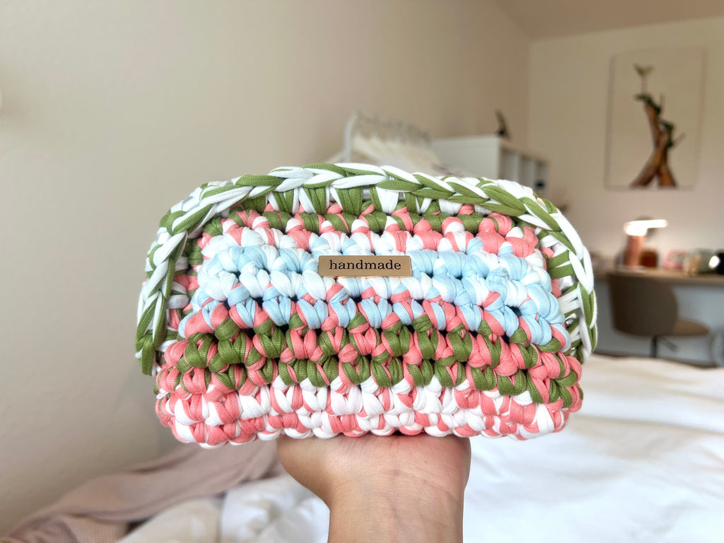 The “Spring” Clutch Bag