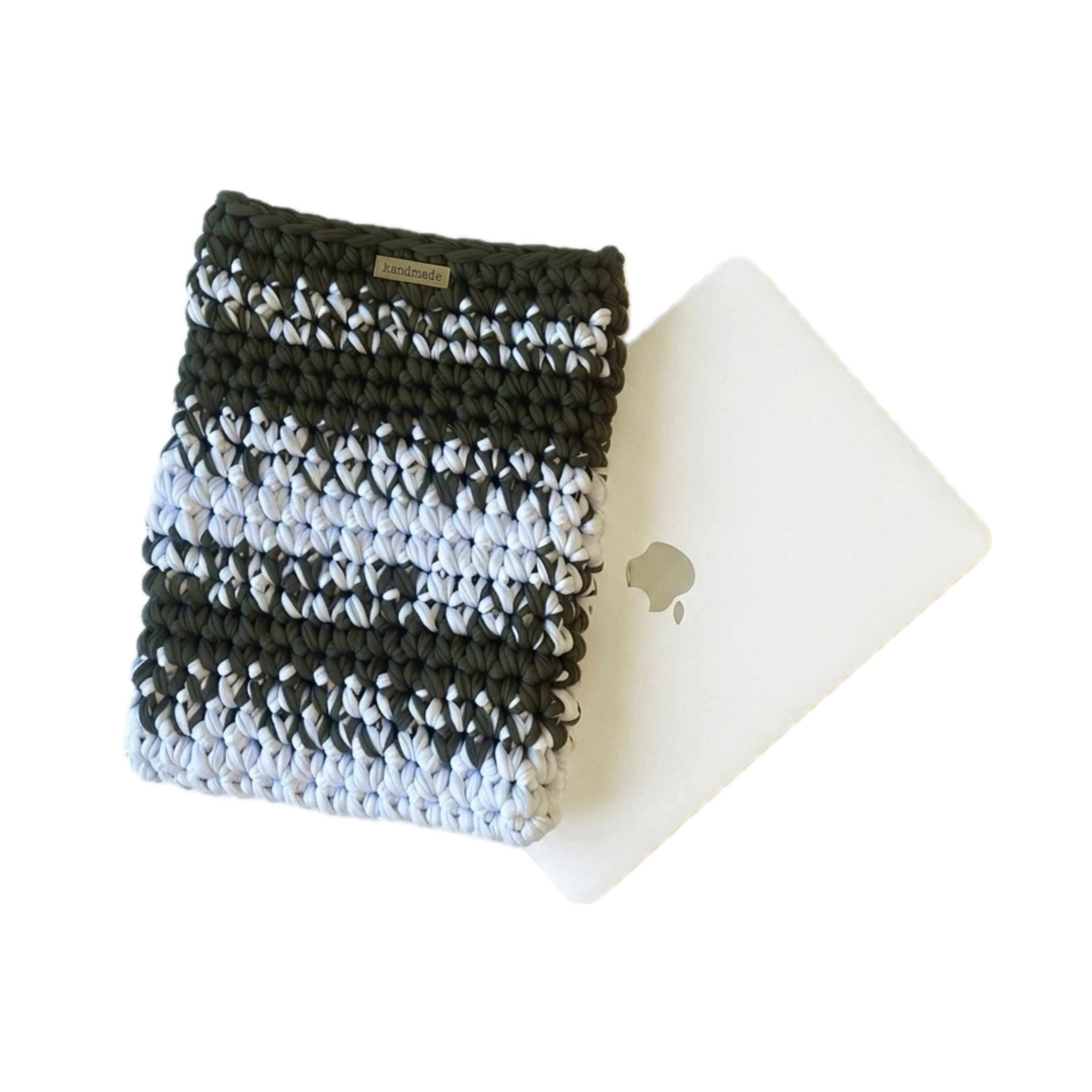 The „cloud olive“ macbook case